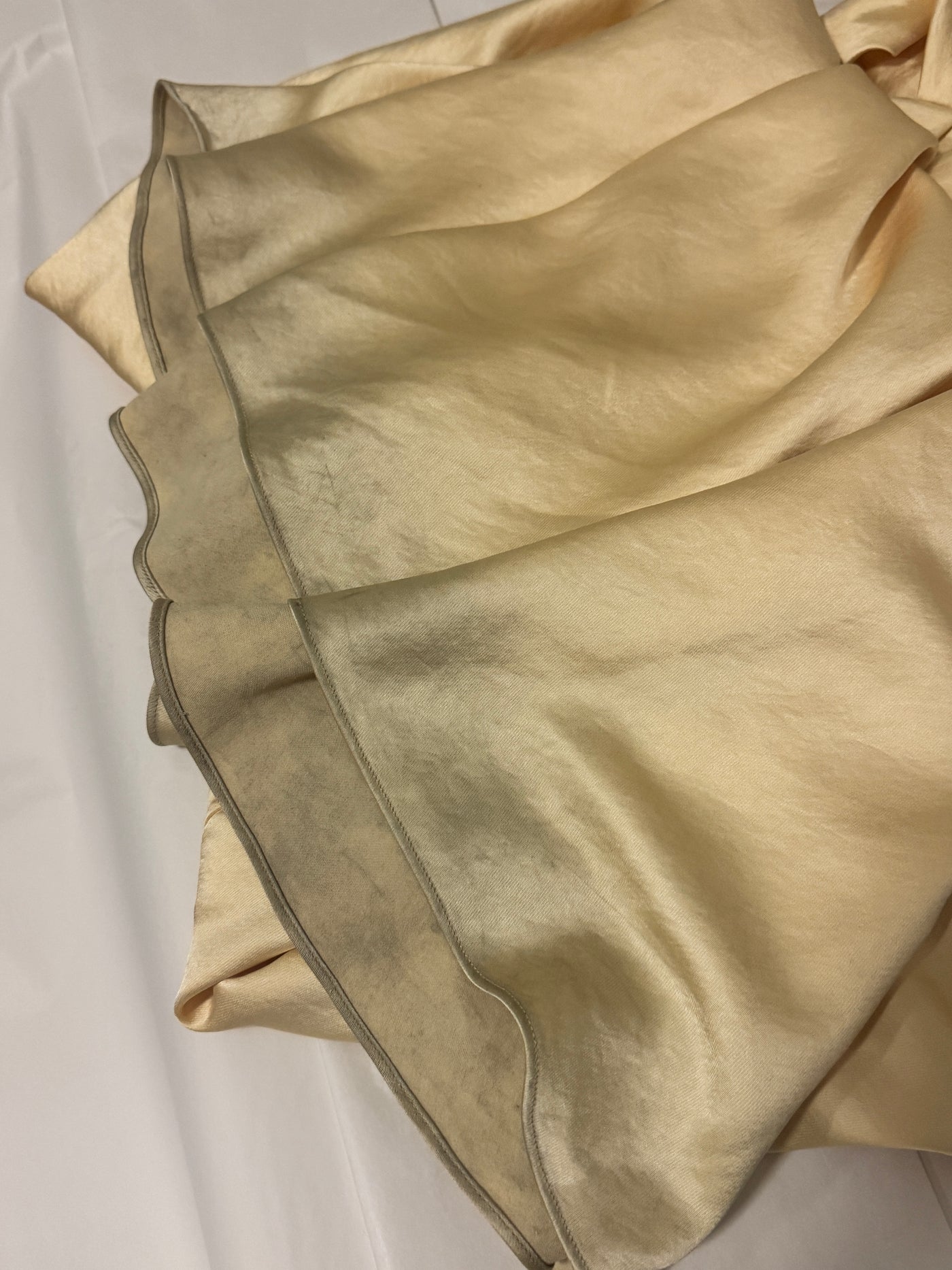 Arcina Ori Andi Top & Skirt Set