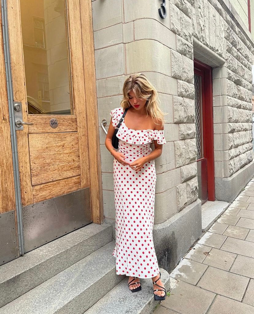 Réalisation Par Claudia Dress - LA DESIGNER HIRE