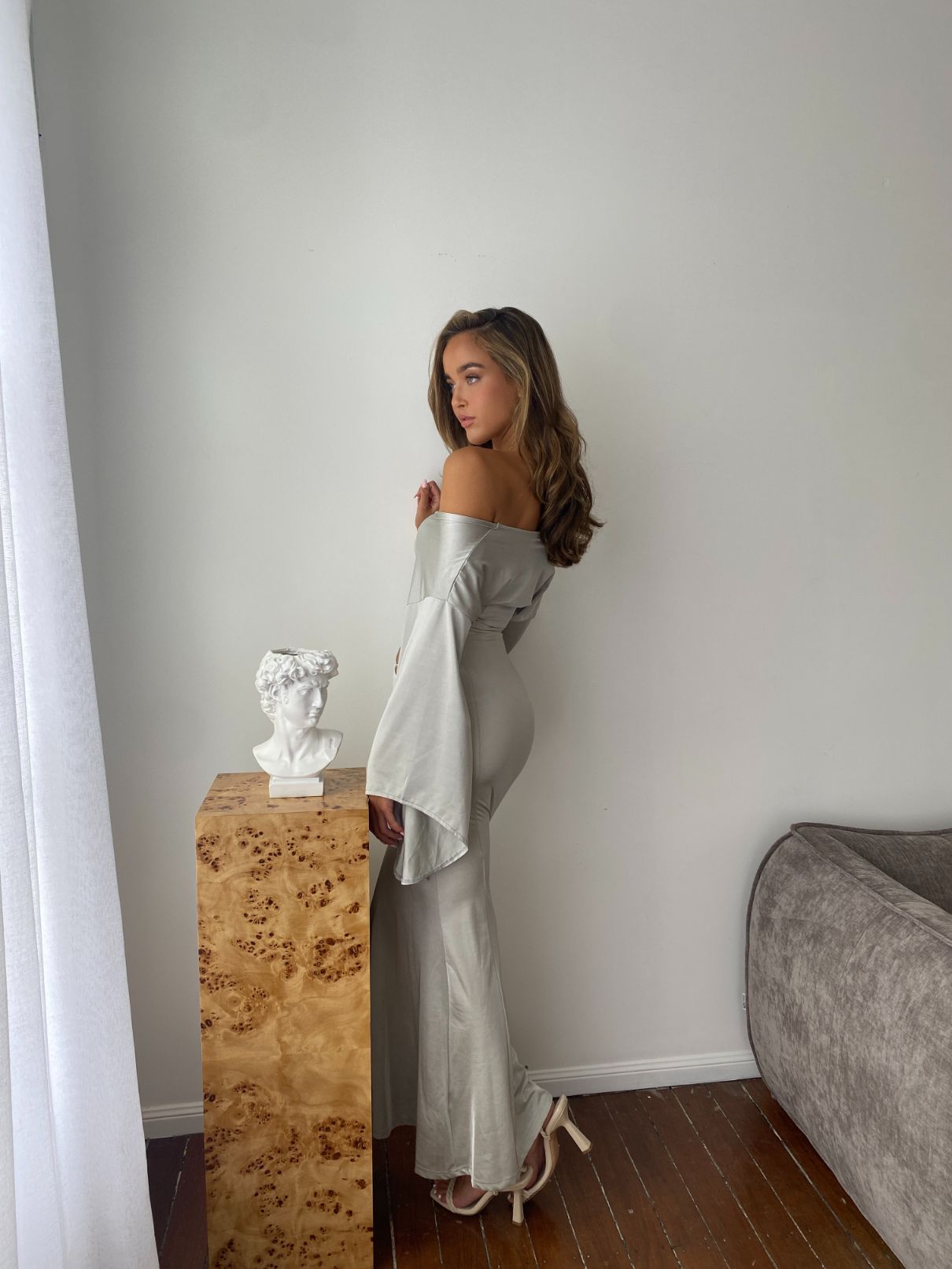 Amy Shehab Moonlight Lace Dress - LA DESIGNER HIRE